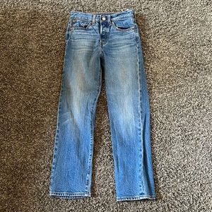 Levi’s wedgie straight jeans